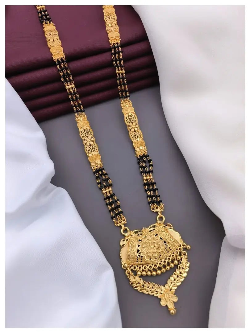 Elegant Mangal Sutras for Women